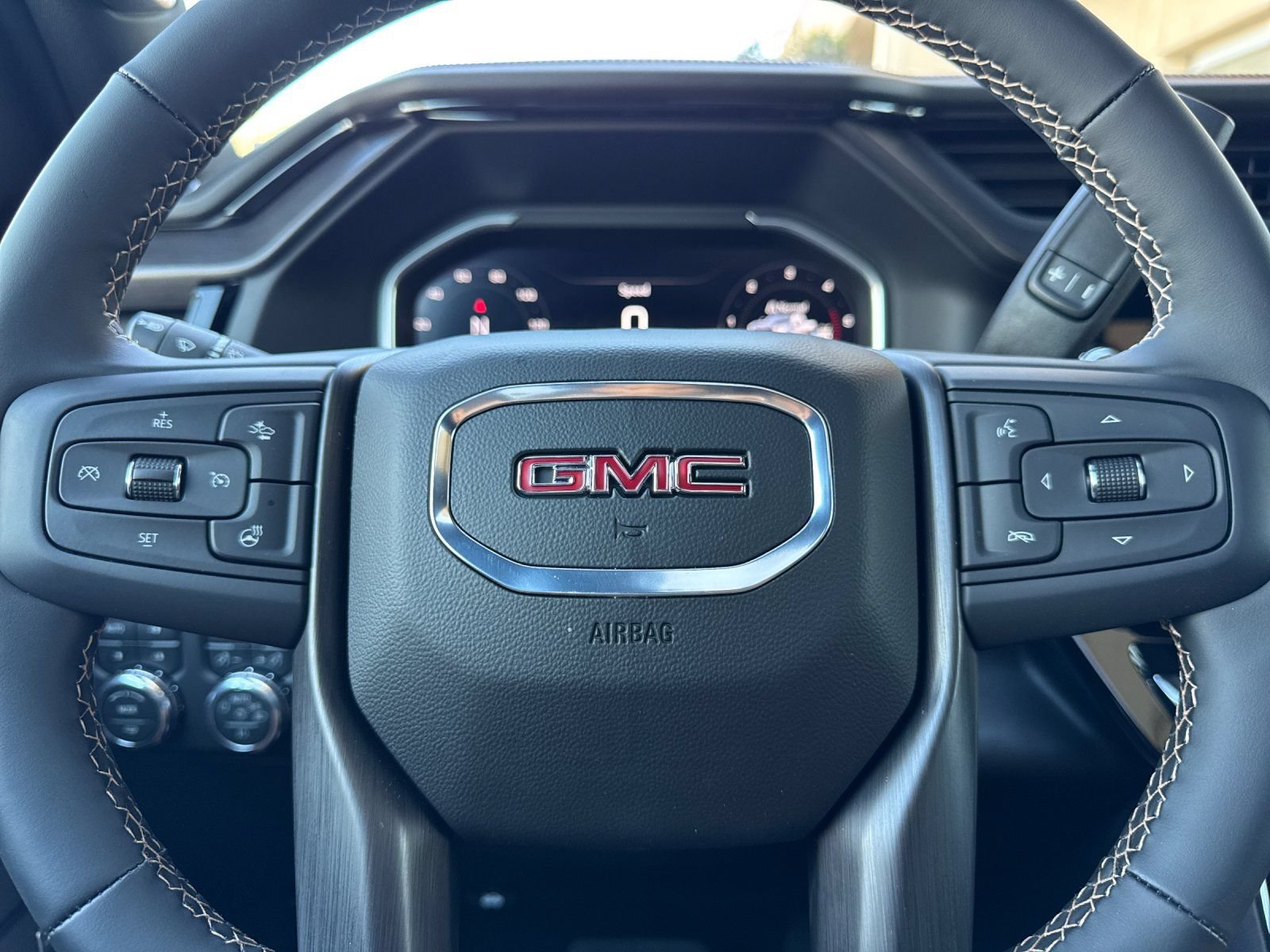 2026 GMC Sierra 2500HD AT4 - Photo 19
