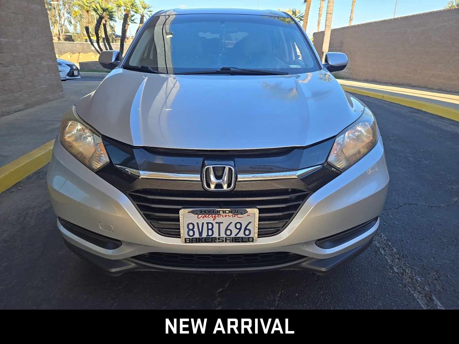 2016 Honda HR-V LX photo 2