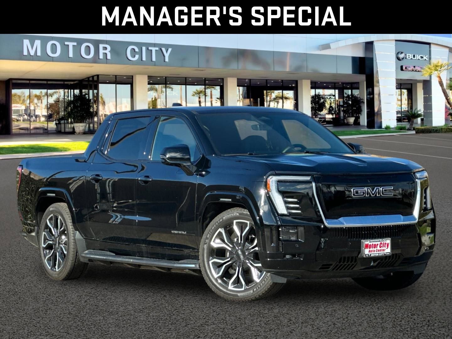 2025 GMC Sierra EV Denali's photo