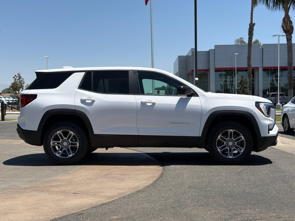 New 2027 GMC Terrain FWD Elevation SUV