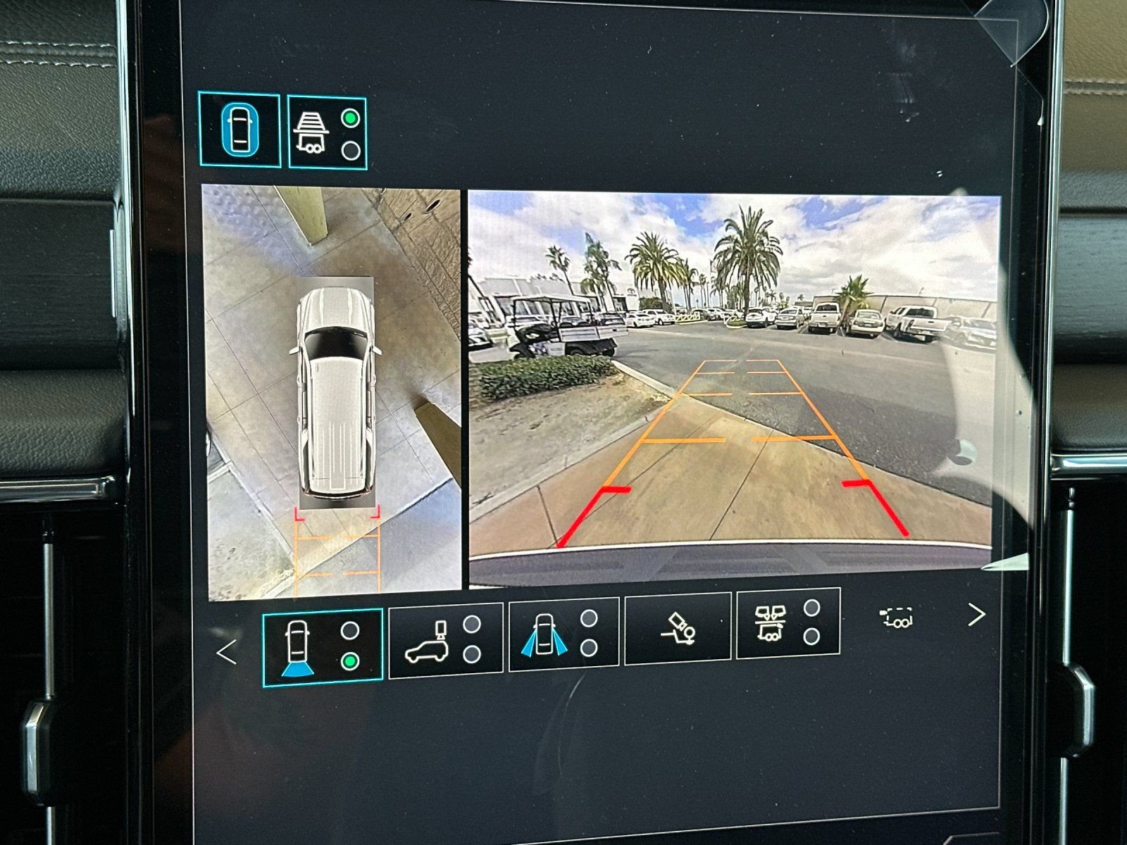 2026 GMC Yukon XL Denali - Photo 19