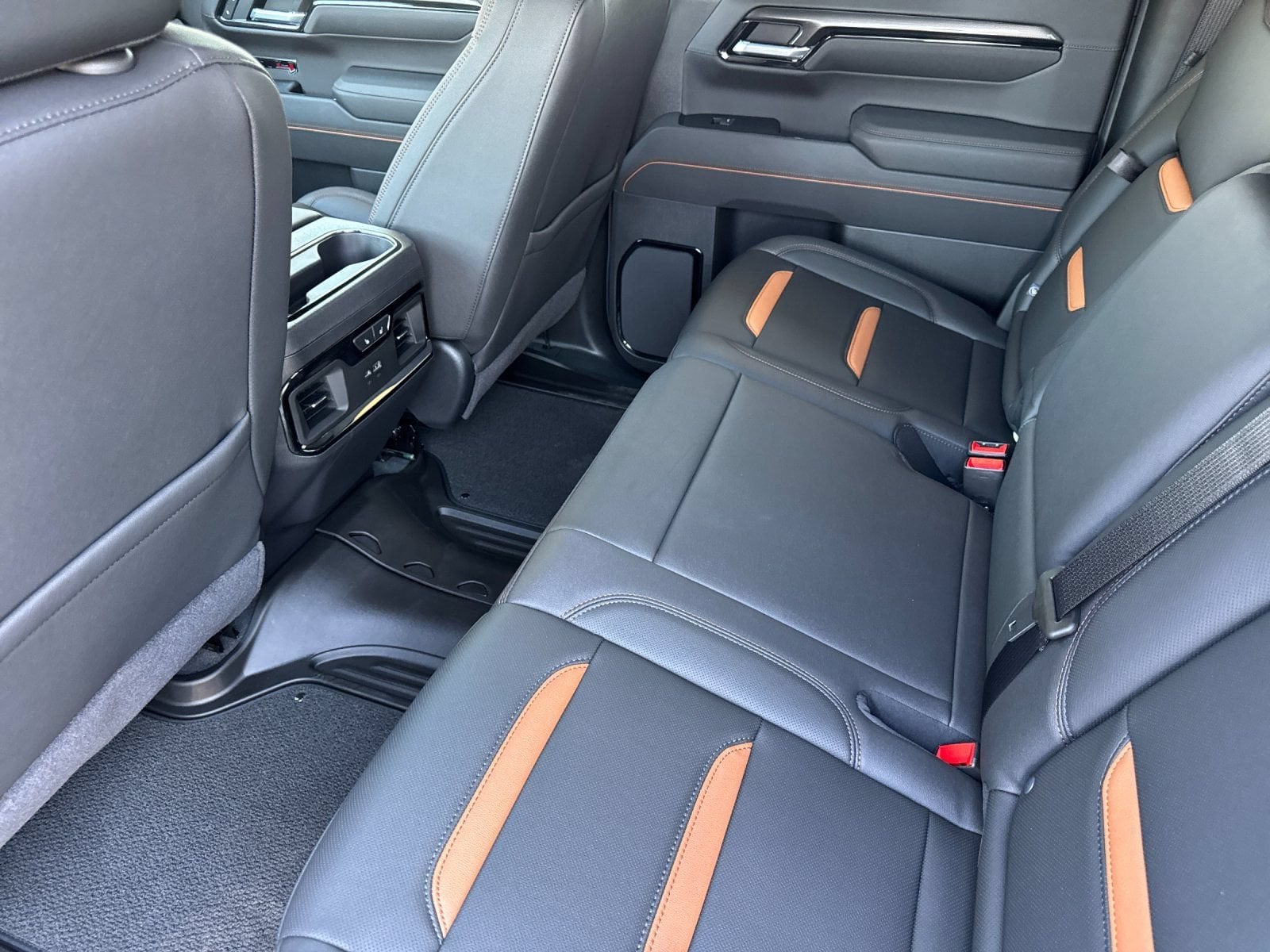 2026 GMC Sierra 1500 AT4 - Photo 11