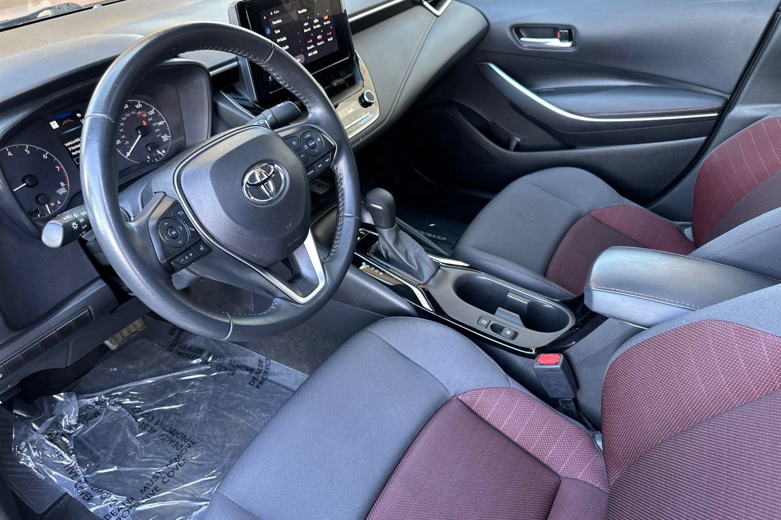 2024 Toyota Corolla SE - Photo 10
