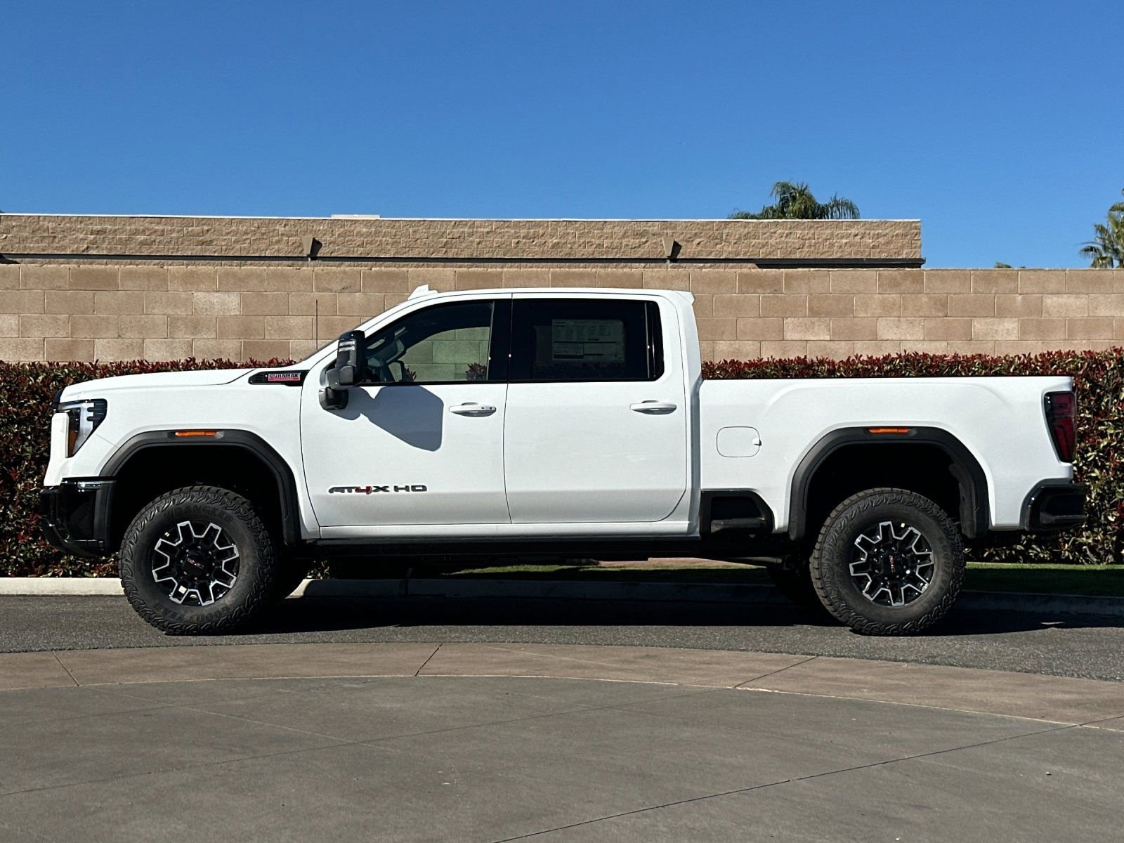 2026 GMC Sierra 2500 HD AT4X photo 5