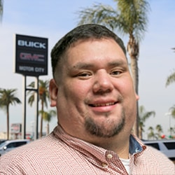 Staff member CHRIS ARIAS from 46cd4cfd0580