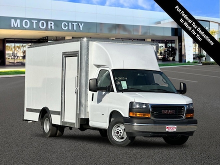 2023 GMC Savana Cutaway 3500 1WT Cutaway Van