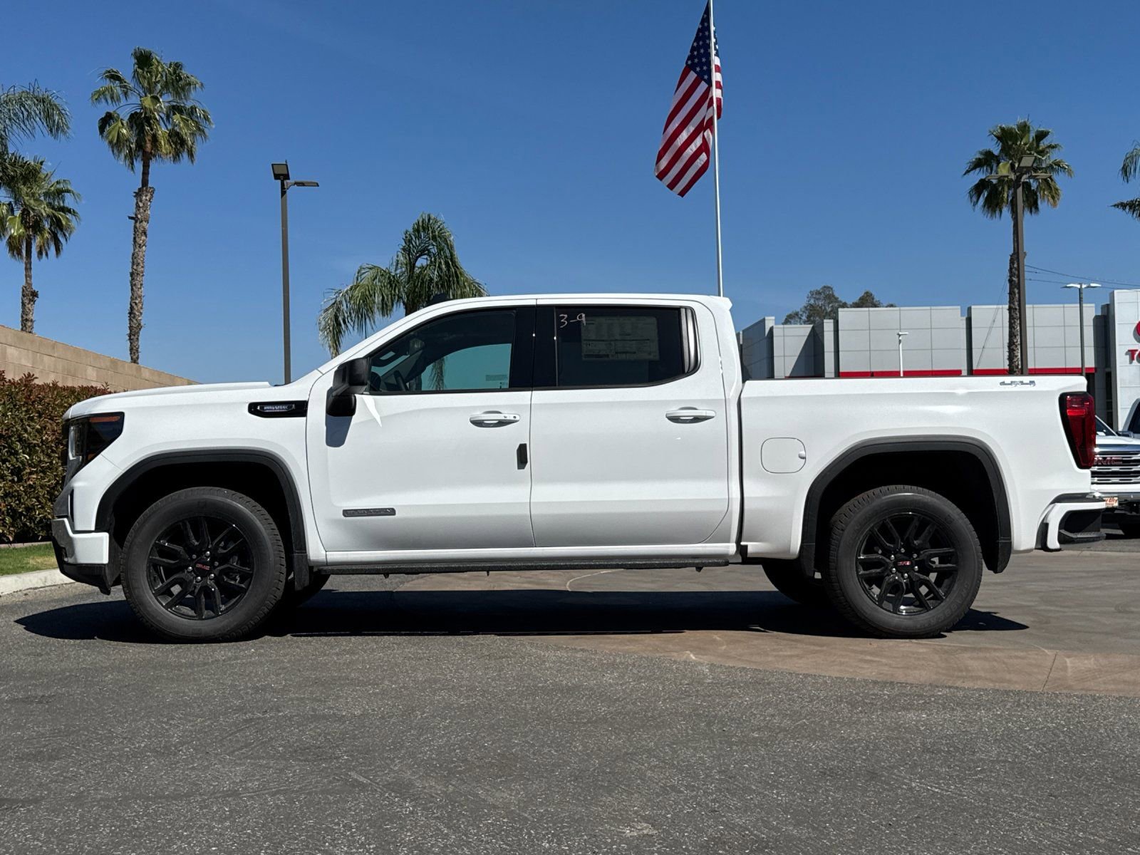 2026 GMC Sierra 1500 Elevation photo 5