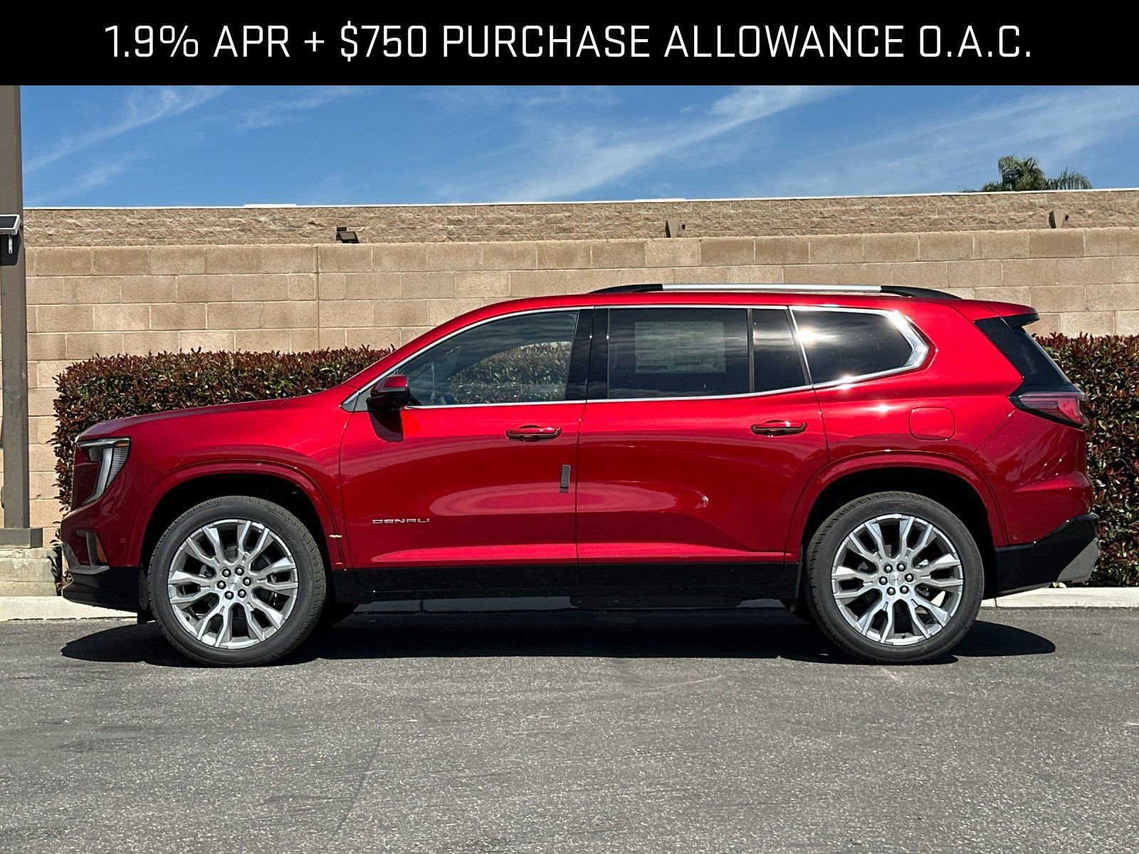 2026 GMC Acadia Denali photo 5