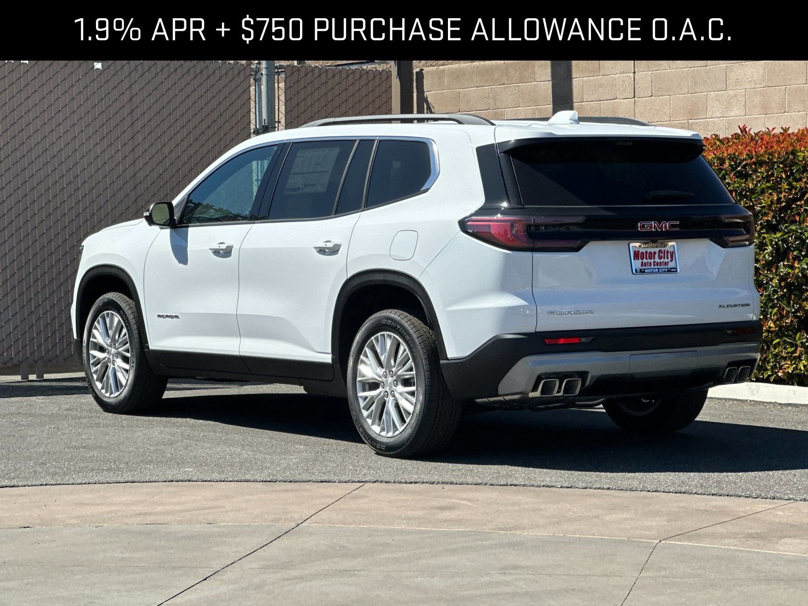 2026 GMC Acadia Elevation photo 4