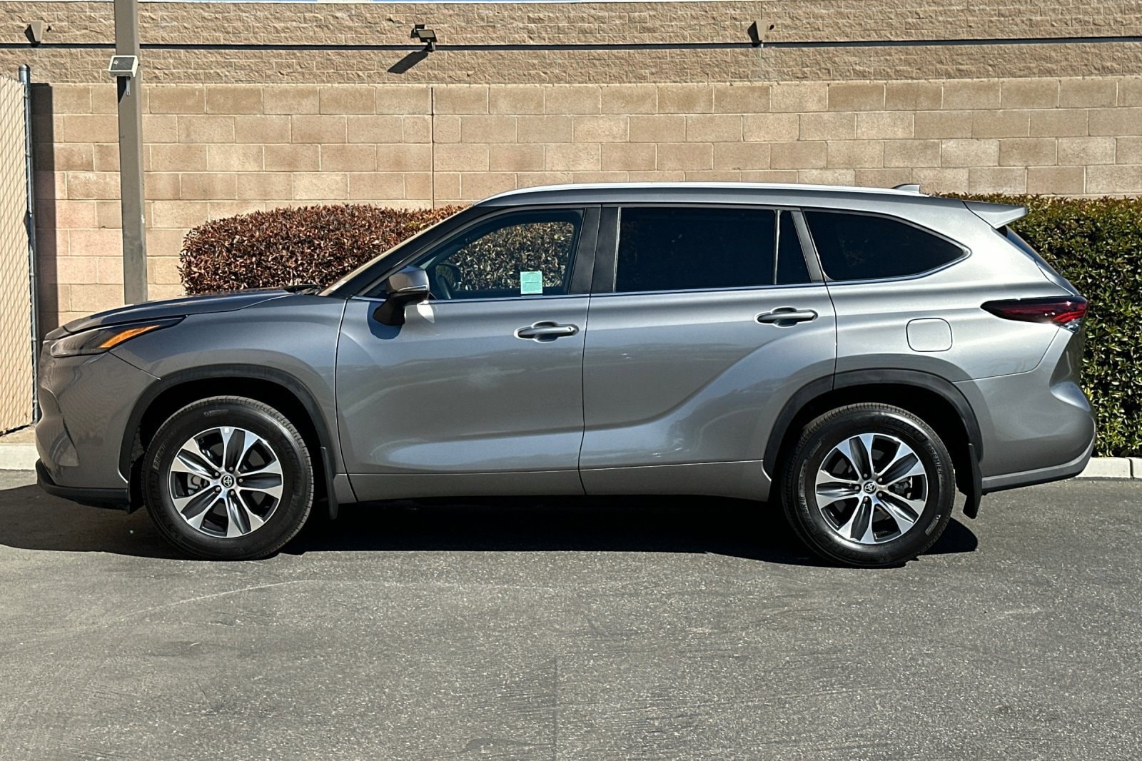 2026 Toyota Highlander XLE - Photo 7