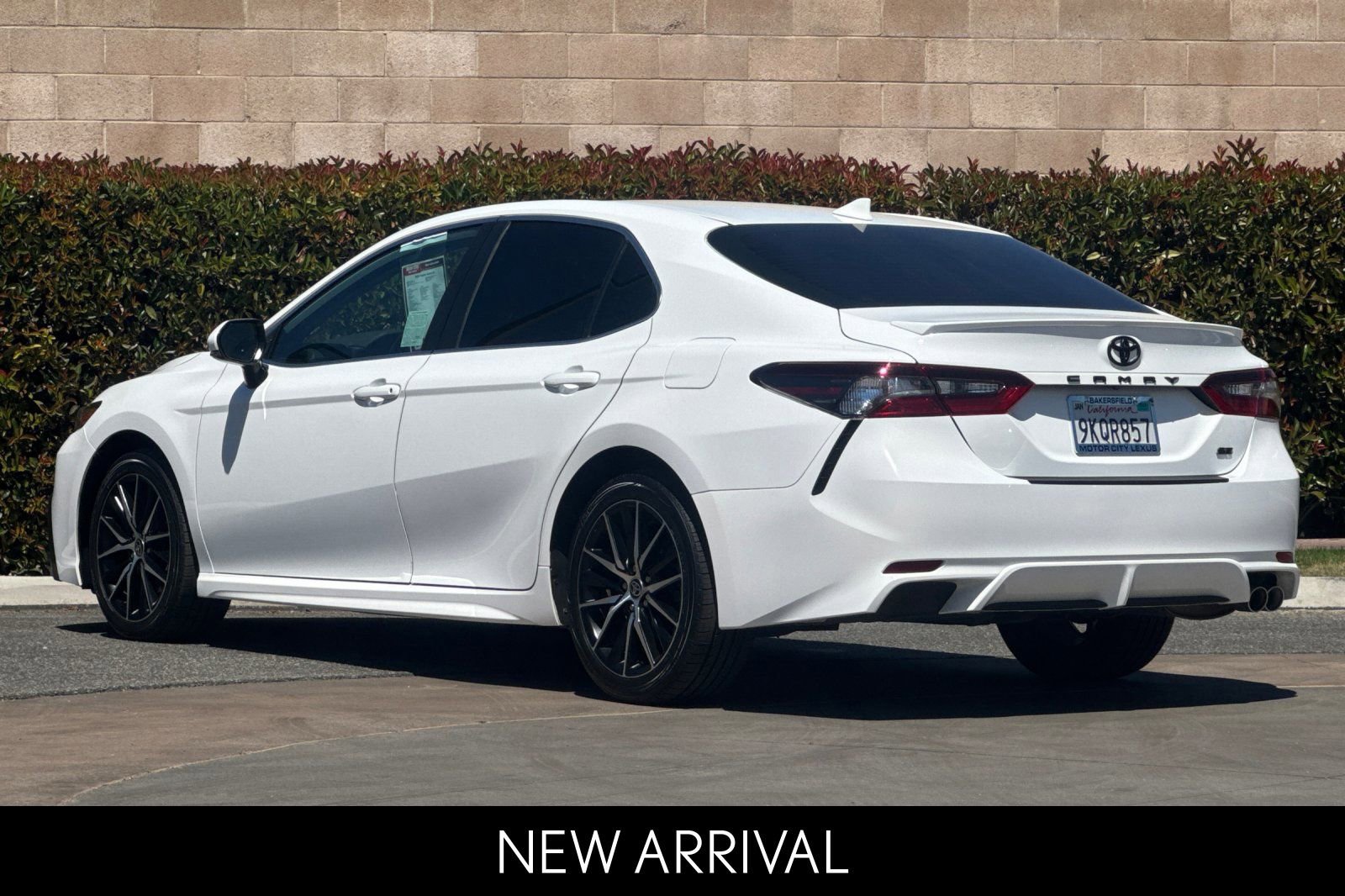 2024 Toyota Camry SE photo 5