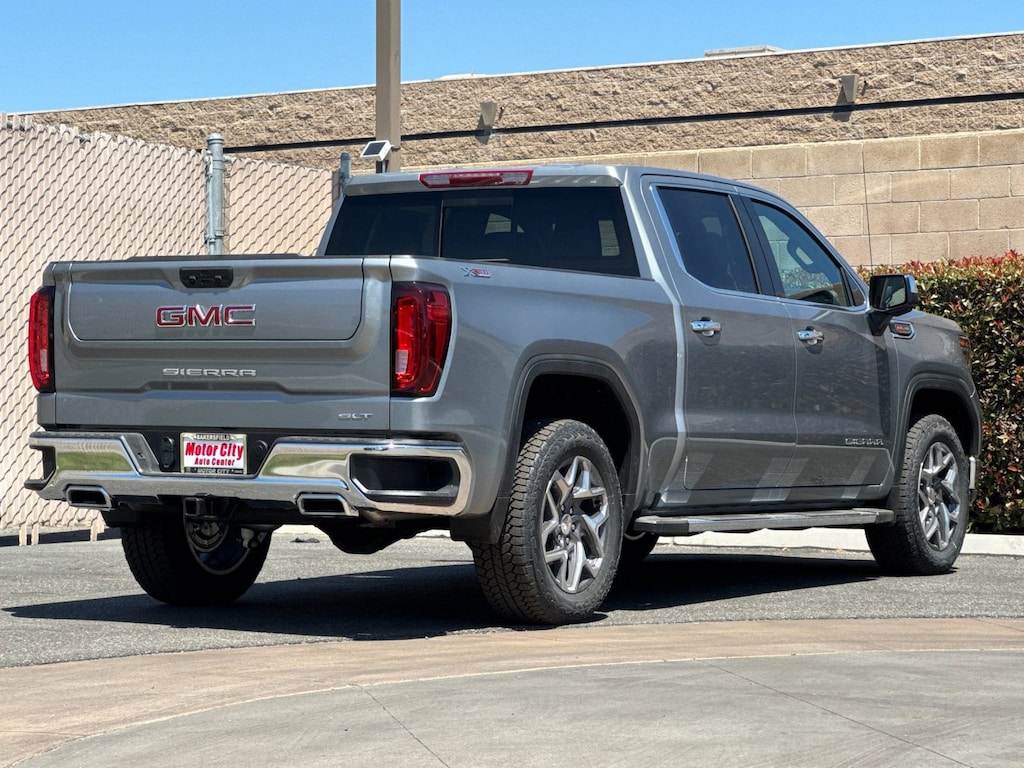 New 2026 GMC Sierra 1500 SLT Truck