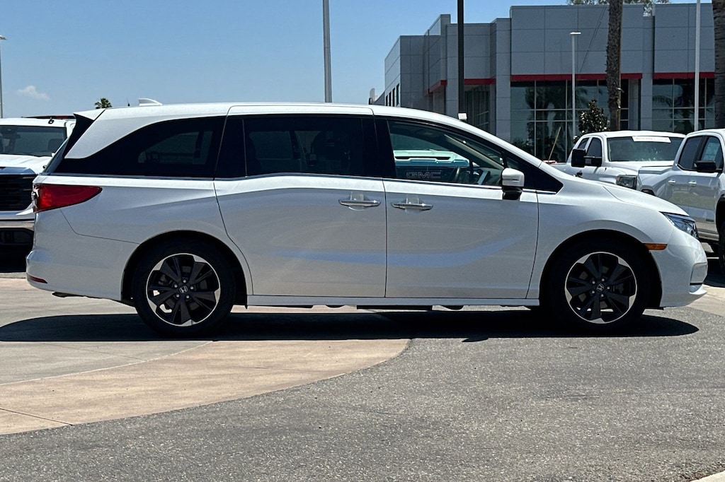 Used 2022 Honda Odyssey Elite Minivan