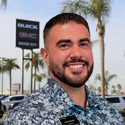 Staff member JULIAN MAGANA from 161357eec563
