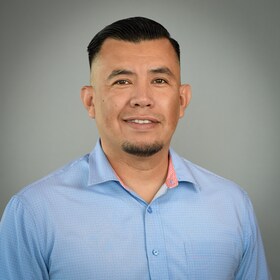 Staff member DARIO HERNANDEZ from 2b55d89d642a