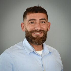 Staff member MOE SAPHIEH from 161357eec563