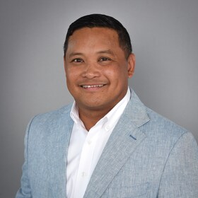 Staff member RICHARD DEL ROSARIO from 69b67ae2f766