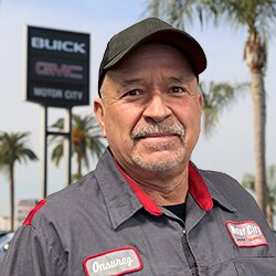 Staff member ABERT ONSUREZ from 43cf99ba4b41