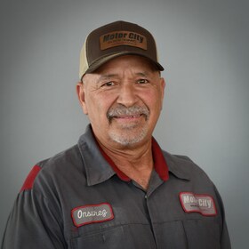 Staff member ABERT ONSUREZ from 43cf99ba4b41