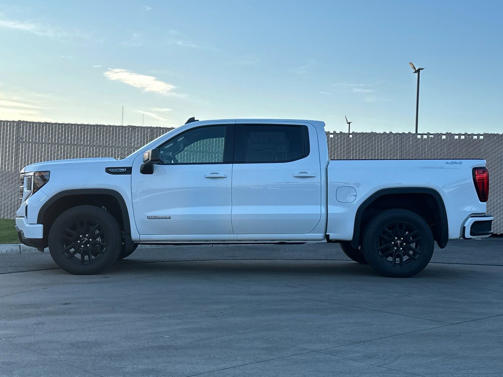 2026 GMC Sierra 1500 Elevation photo 5