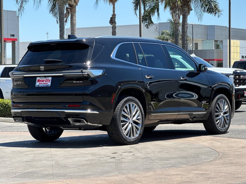 New 2026 Buick Enclave Avenir SUV