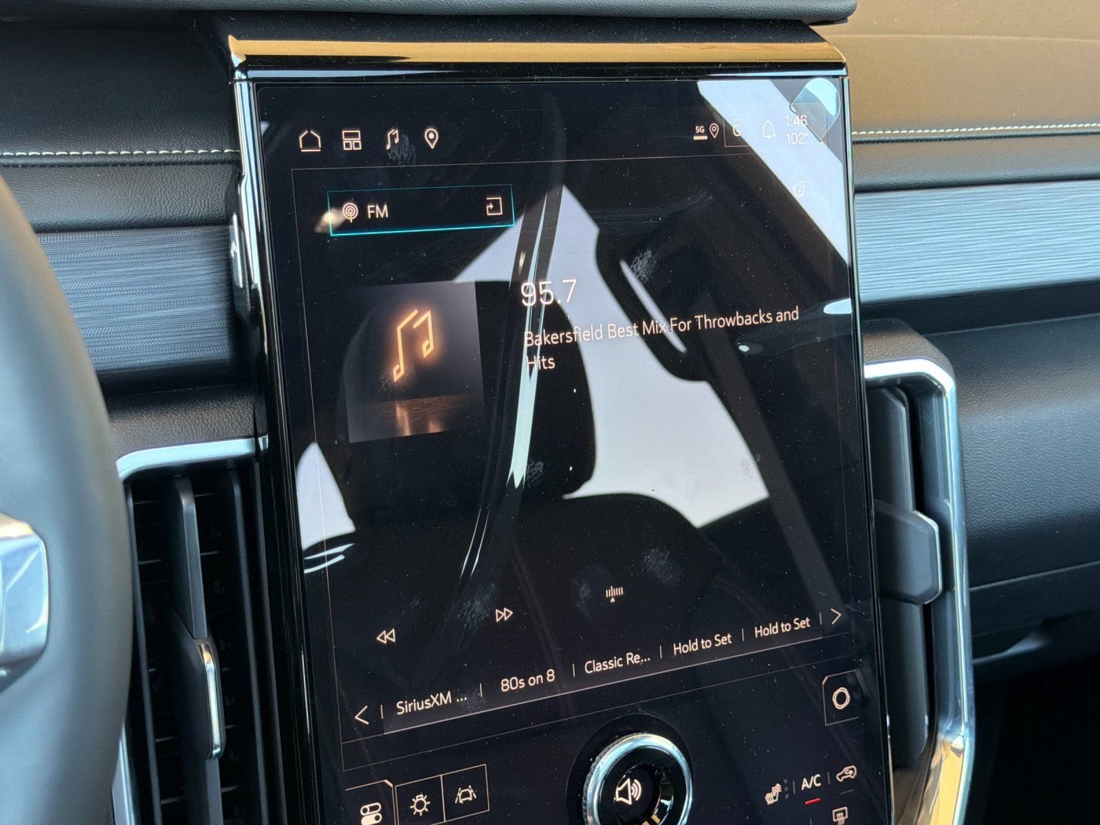 2026 GMC Acadia Elevation - Photo 18