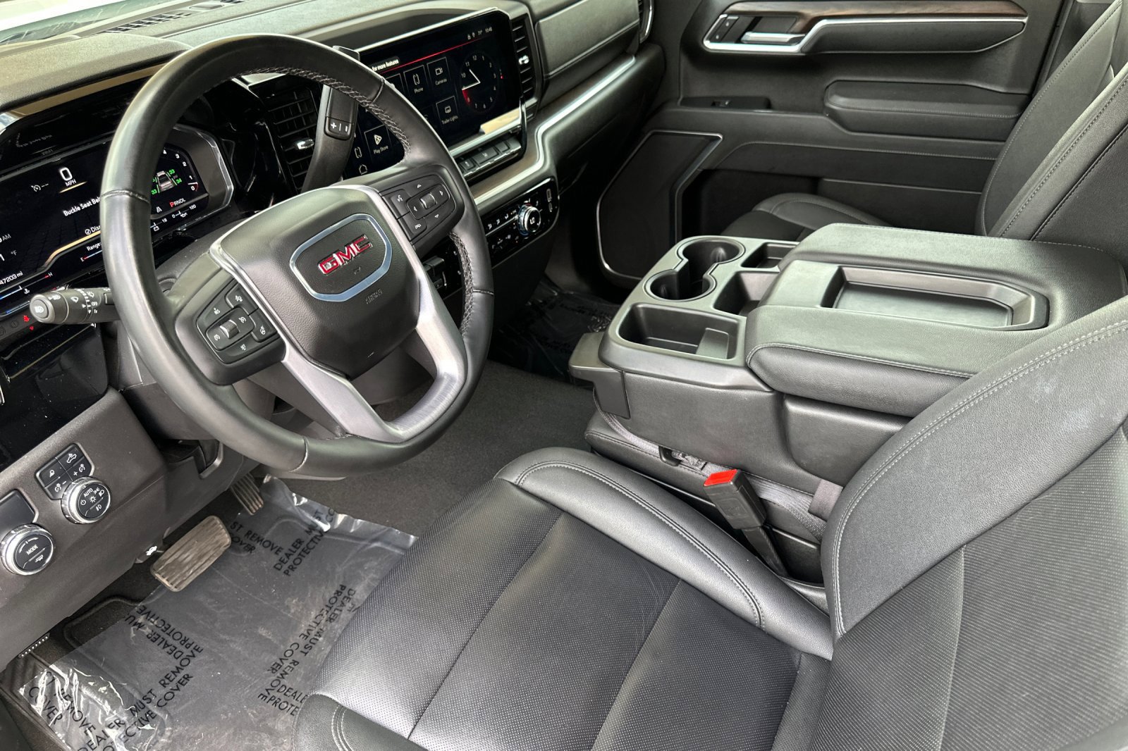 2025 GMC Sierra 1500 SLT - Photo 10