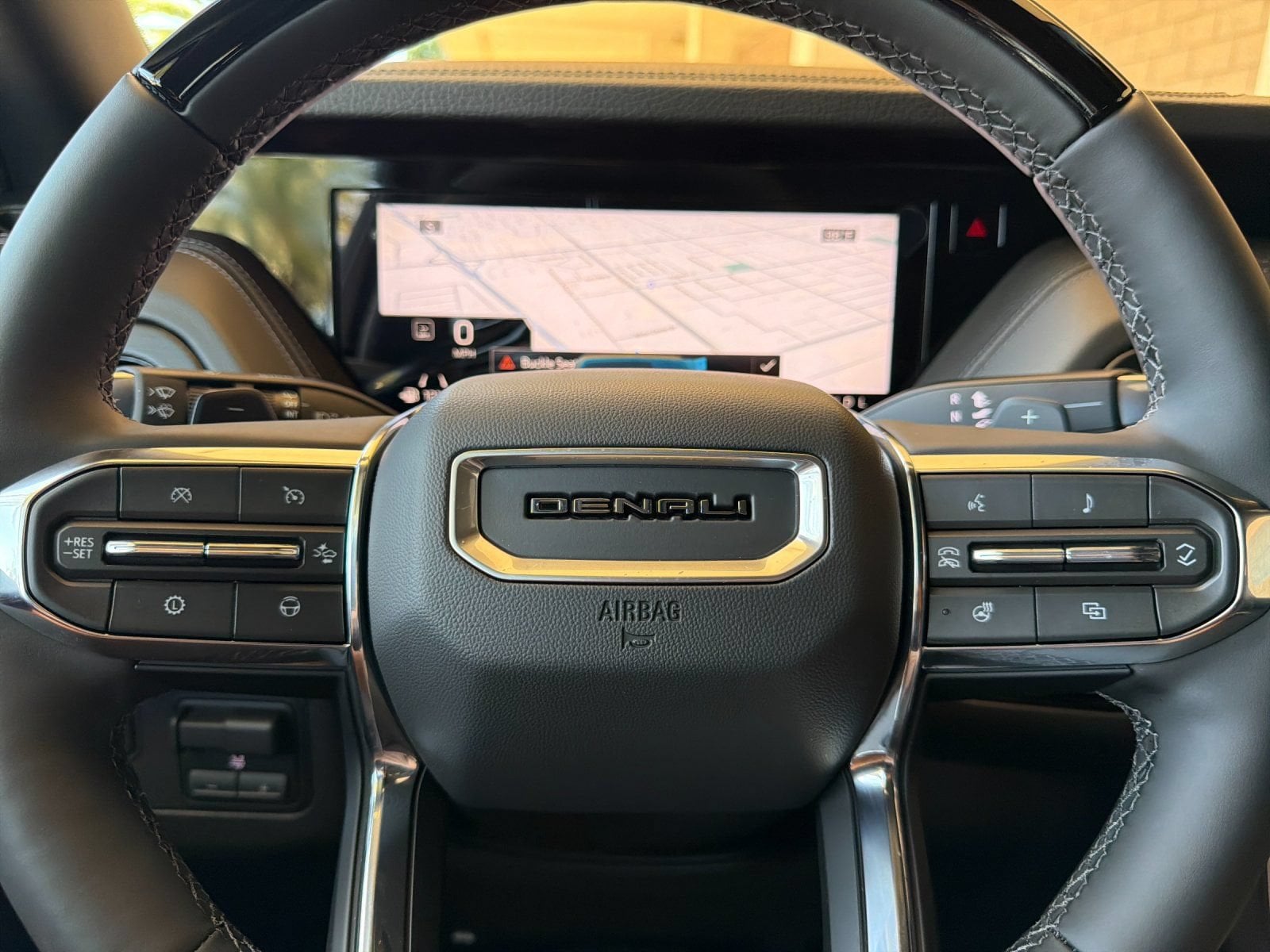 2026 GMC Yukon XL Denali - Photo 23