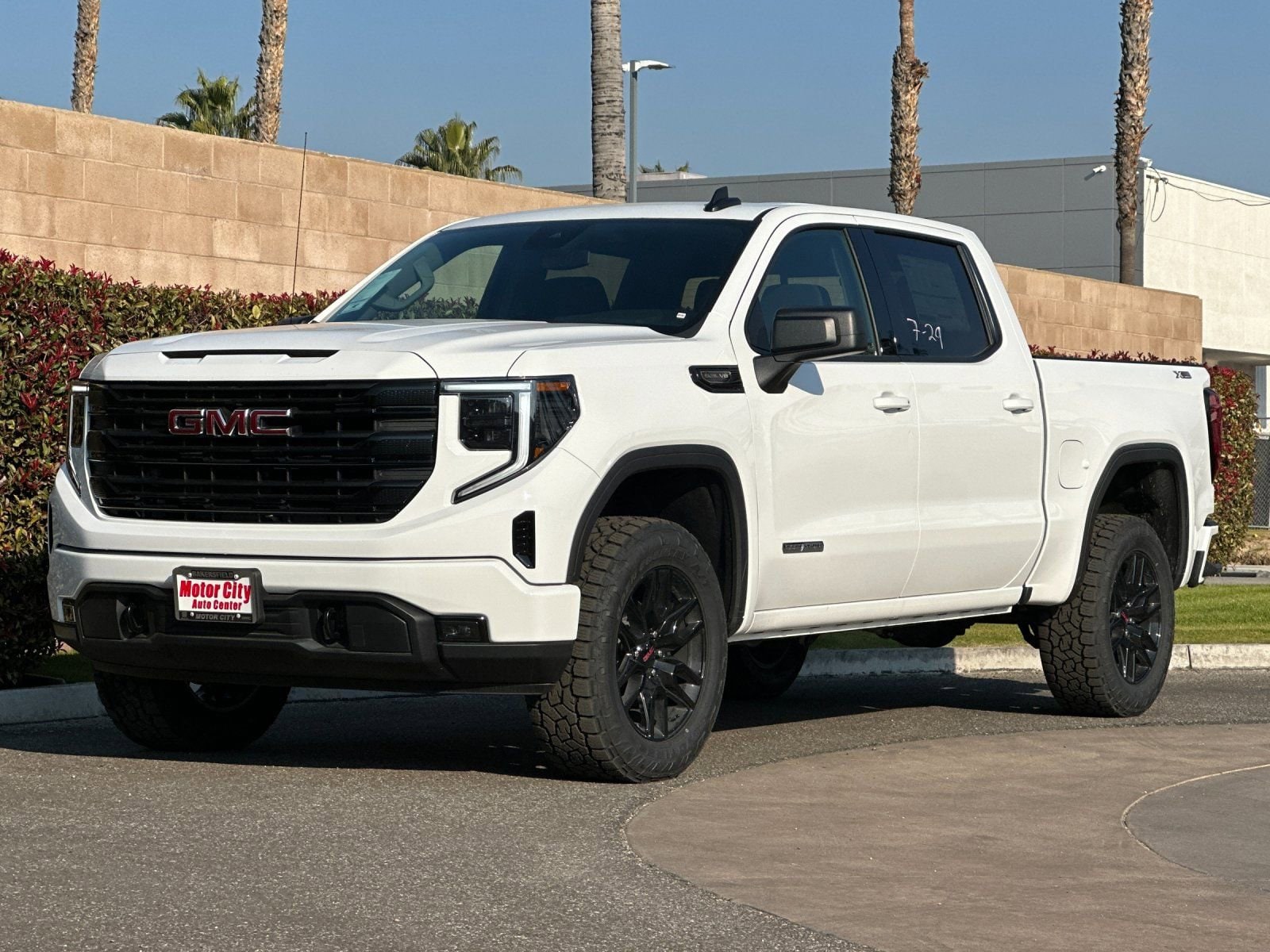 2026 GMC Sierra 1500 Elevation photo 6