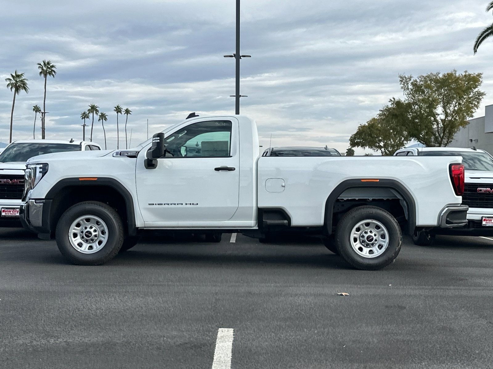 2025 GMC Sierra 2500 HD Pro photo 6