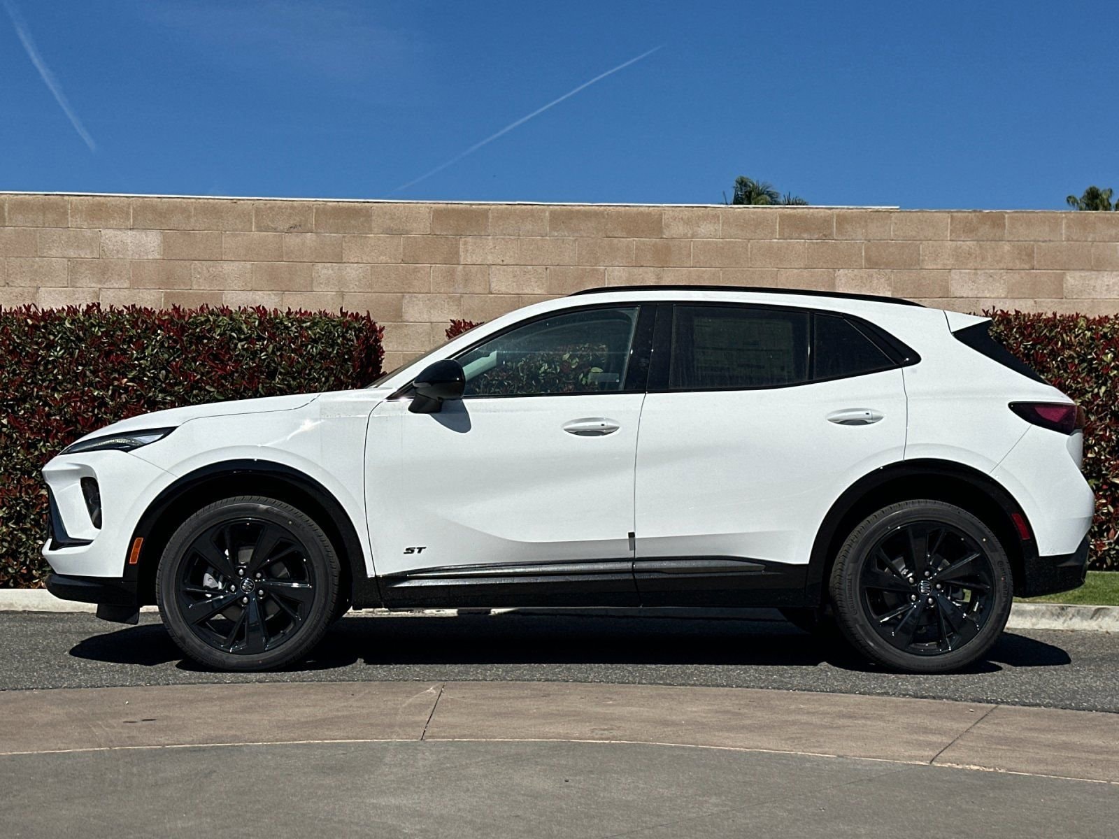 2026 Buick Envision Sport Touring photo 5