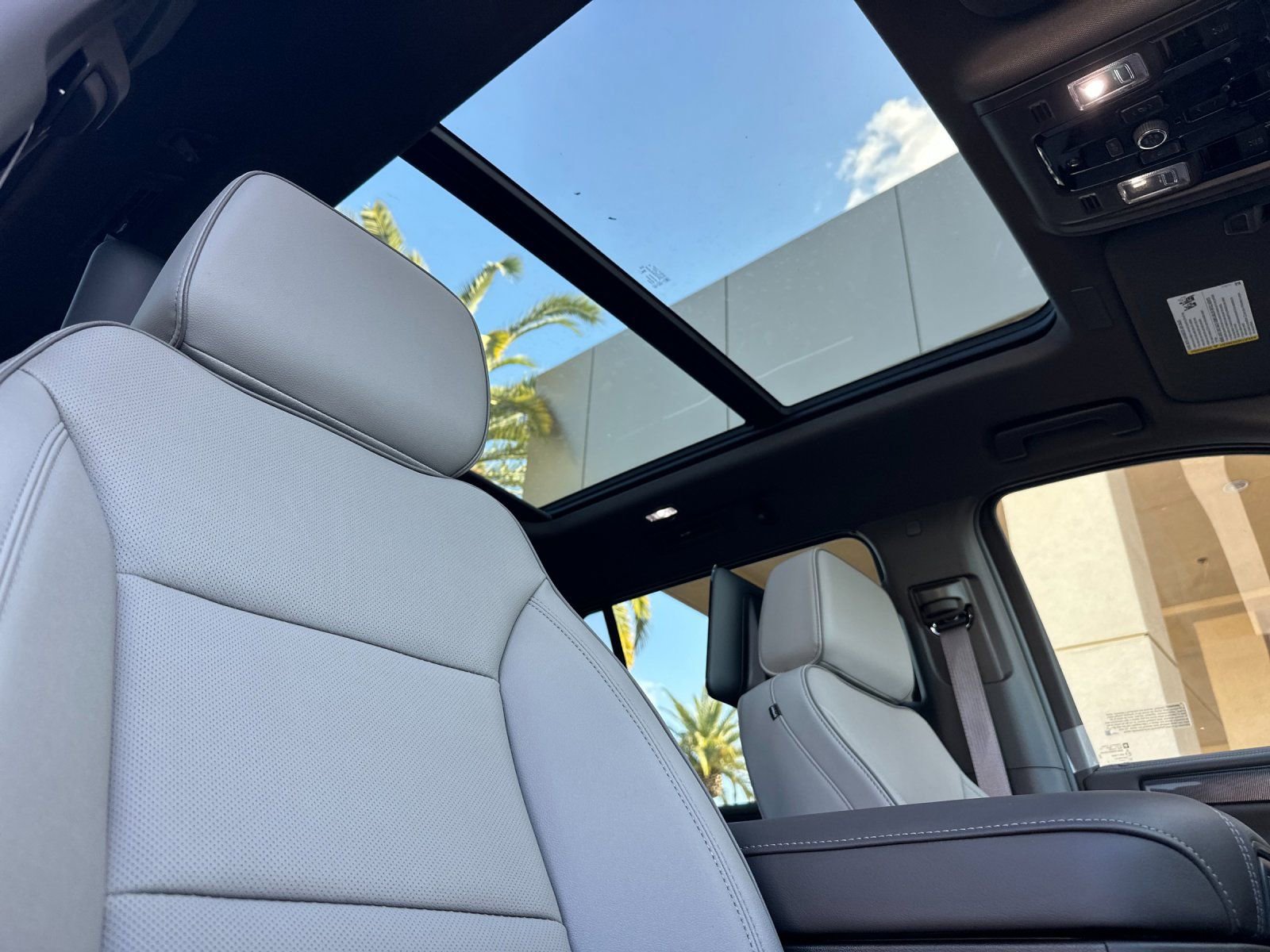 2026 GMC Yukon XL Elevation - Photo 18