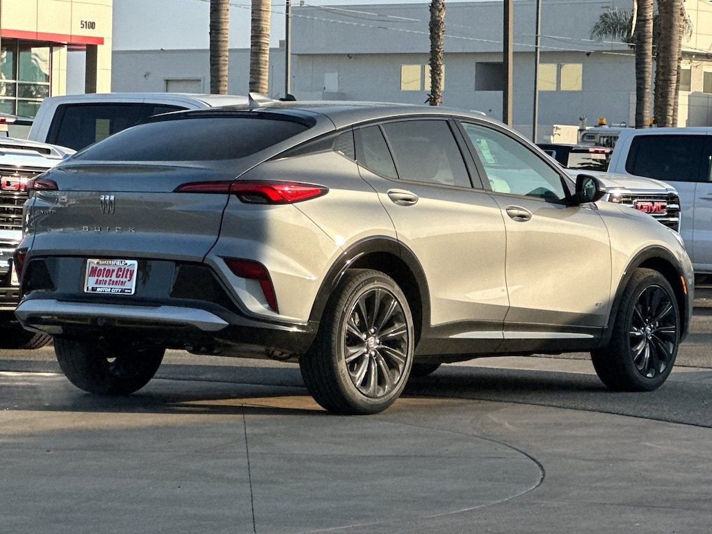 New 2026 Buick Envista Sport Touring SUV