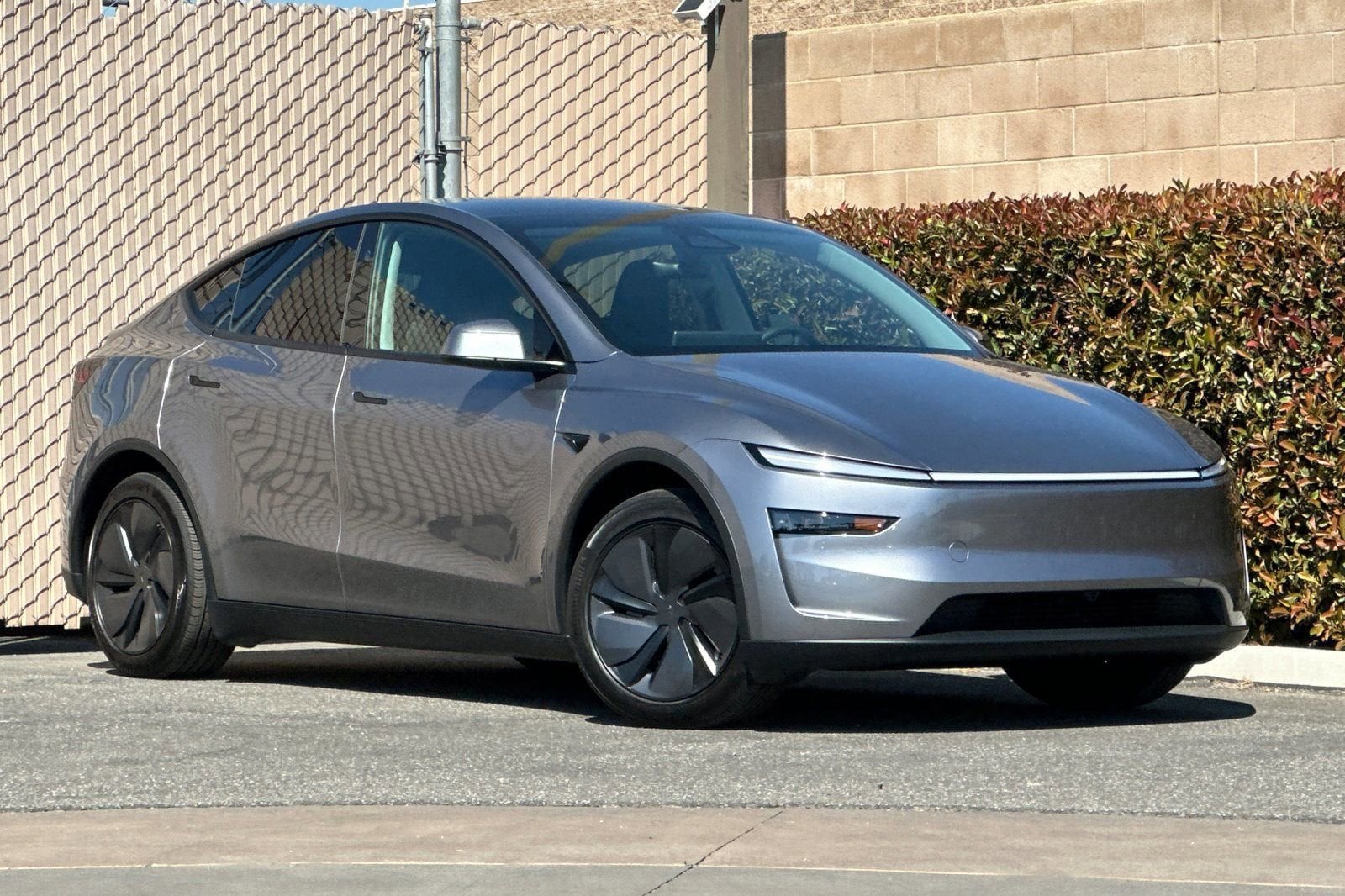 Used 2026 Tesla Model Y Premium with VIN 7SAYGDEDXTF539817 for sale in Bakersfield, CA
