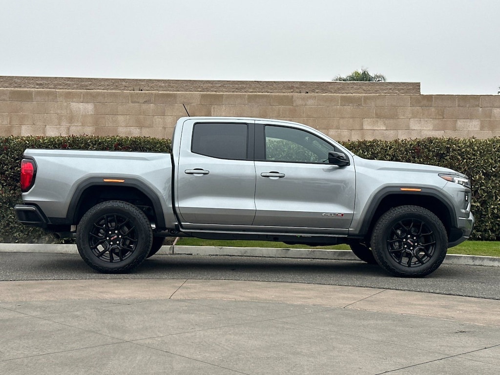 New 2026 GMC Canyon AT4 Truck