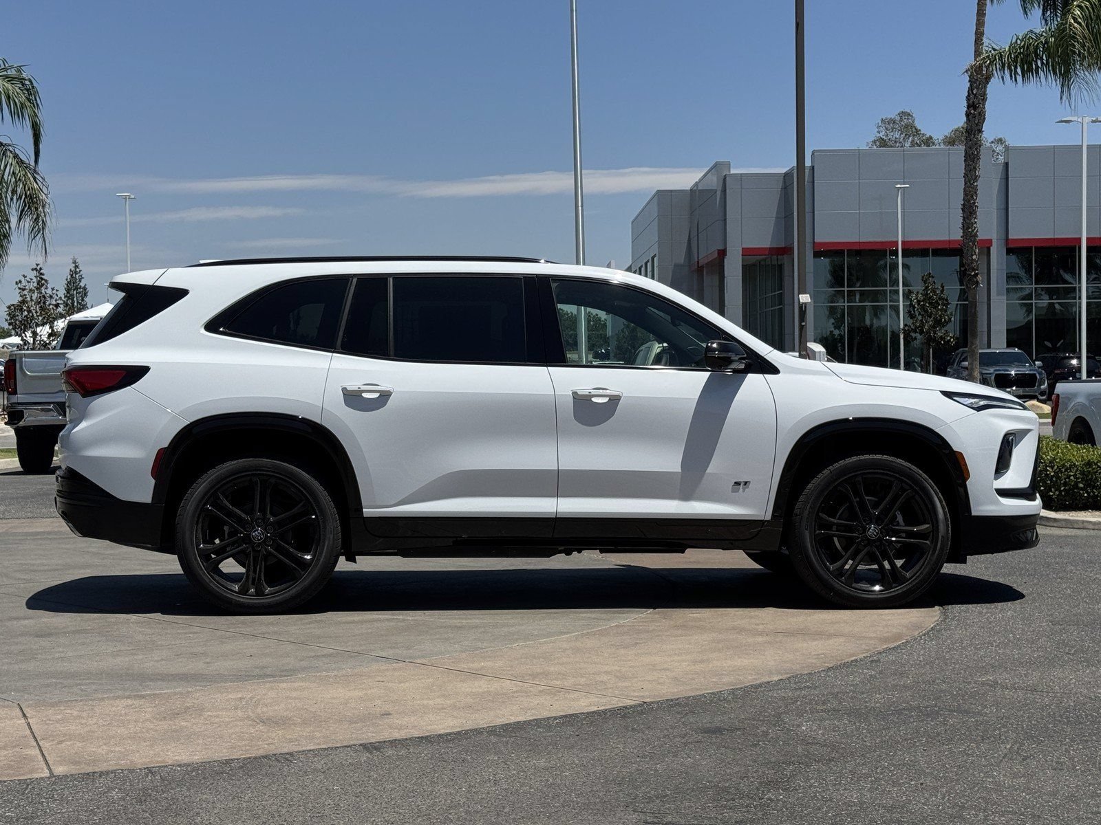 2026 Buick Enclave Sport Touring - Photo 25