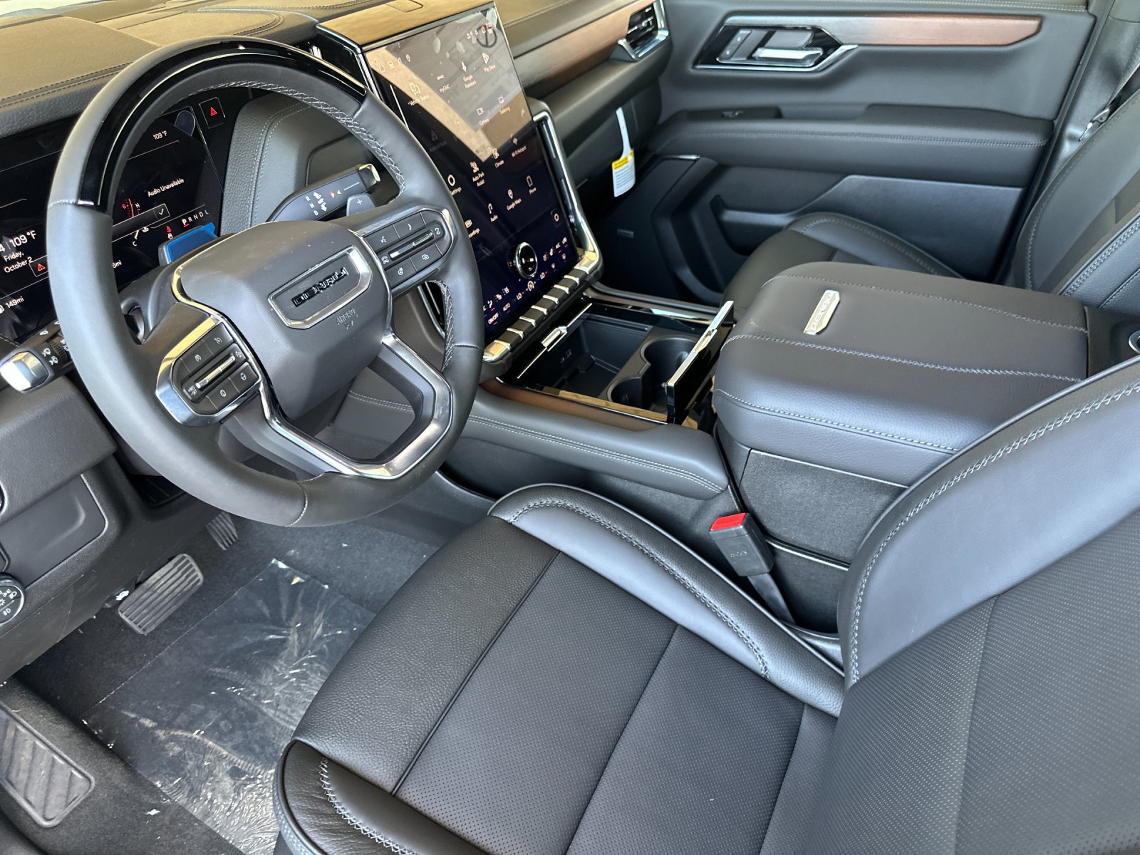 2027 GMC Yukon XL Denali - Photo 9