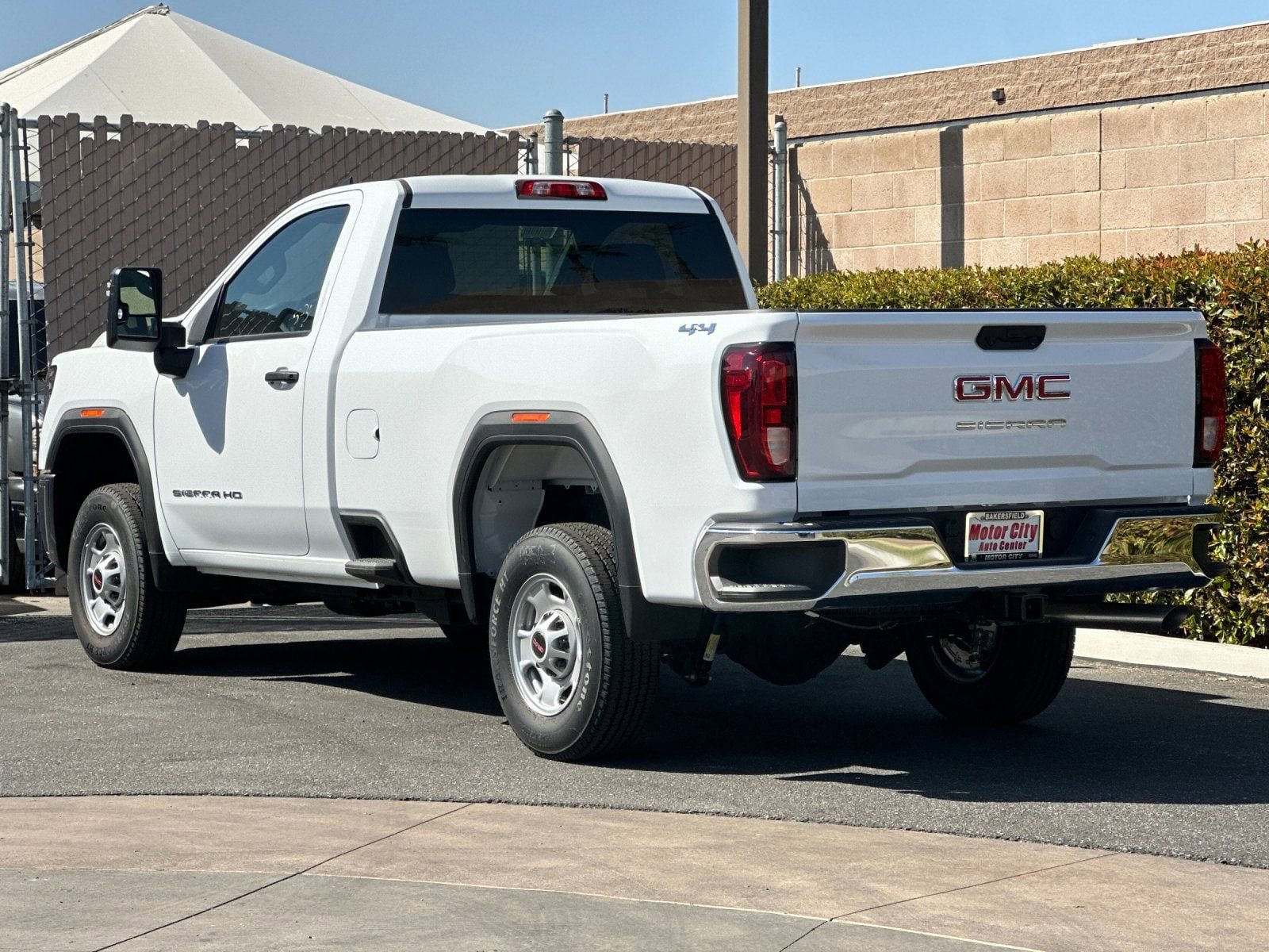 2025 GMC Sierra 2500 HD Pro photo 5