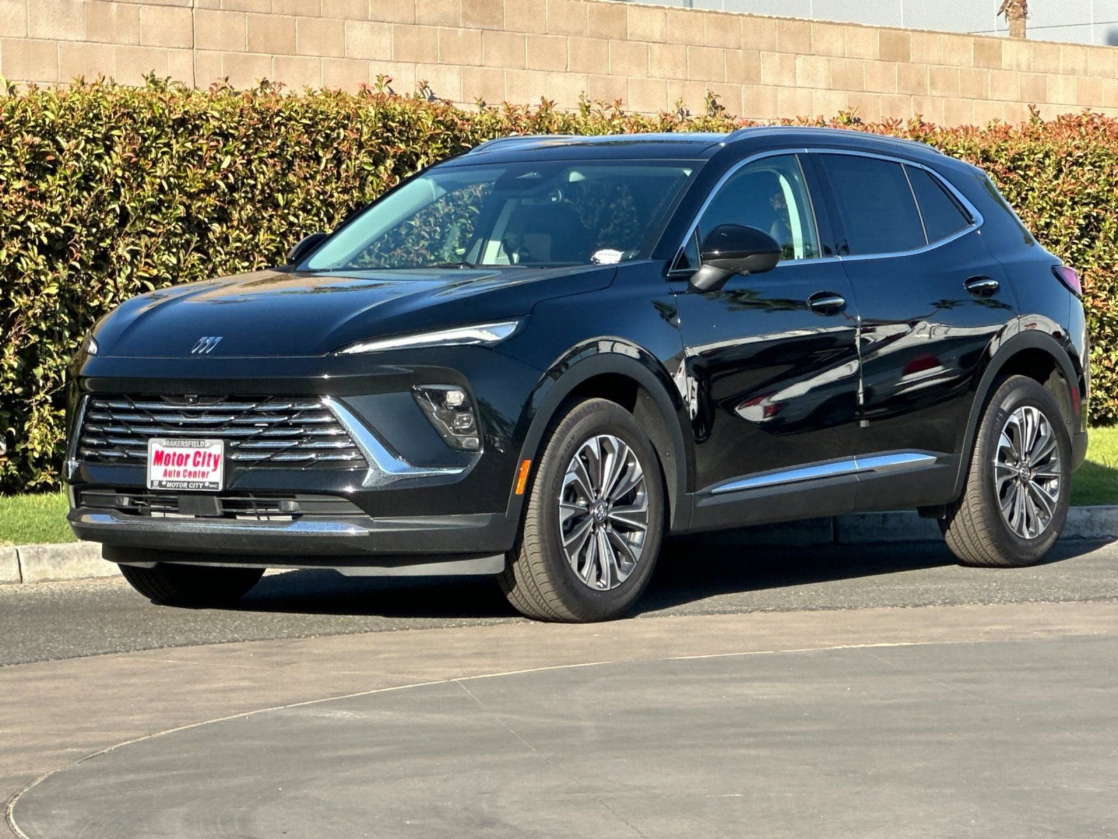 2025 Buick Envision Preferred photo 3