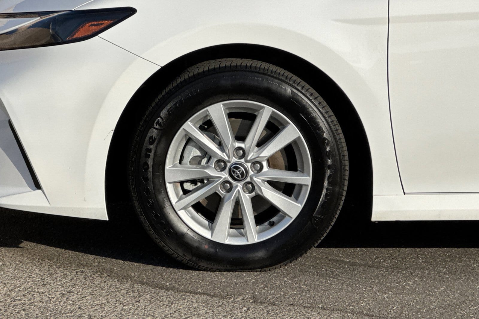 2026 Toyota Camry LE - Photo 26