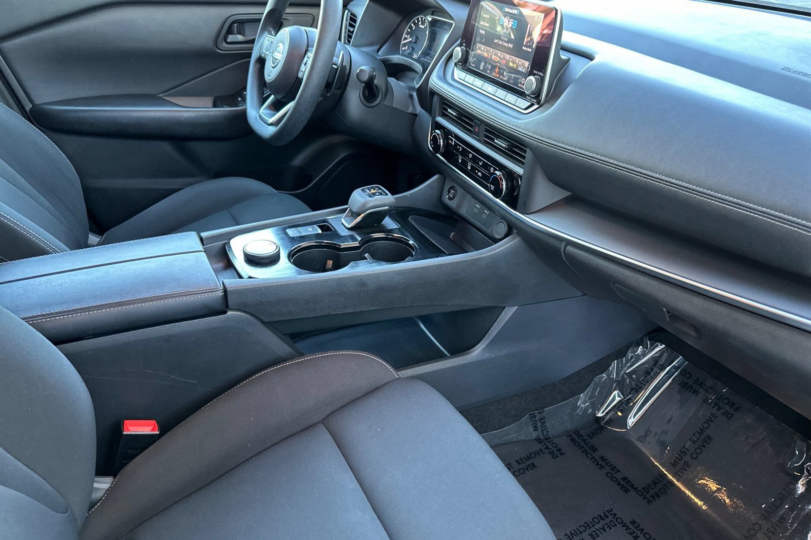 2024 Nissan Rogue S - Photo 16