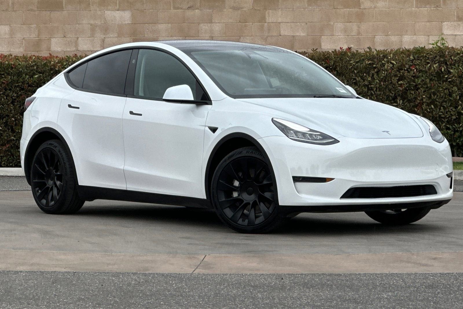 Used 2023 Tesla Model Y Long Range with VIN 7SAYGDEE5PA148778 for sale in Bakersfield, CA