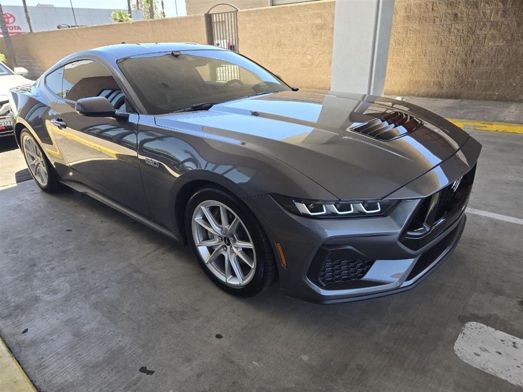 2024 Ford Mustang GT Premium photo 3