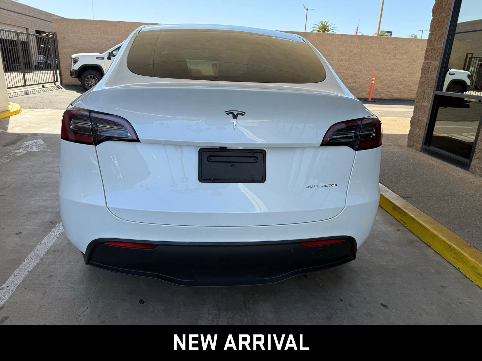 2023 Tesla Model Y Long Range photo 4