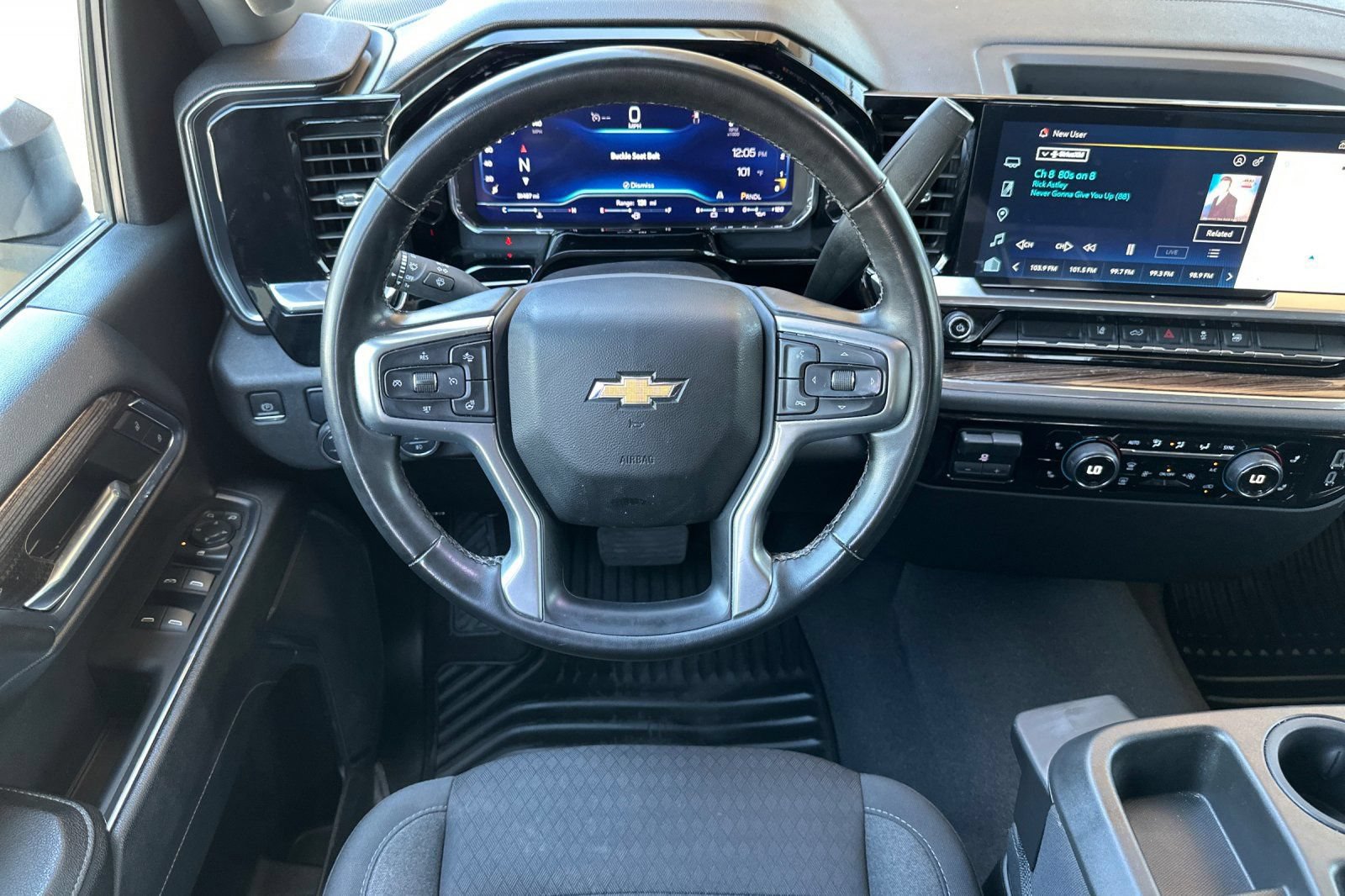 2024 Chevrolet Silverado 3500HD LT - Photo 15