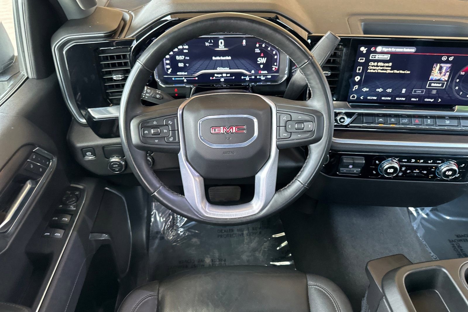 2025 GMC Sierra 1500 SLT - Photo 15