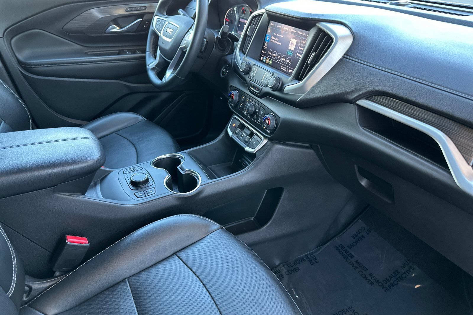 2023 GMC Terrain SLT - Photo 17