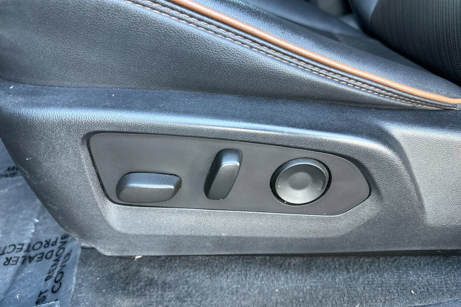 2023 GMC Canyon AT4 - Photo 12