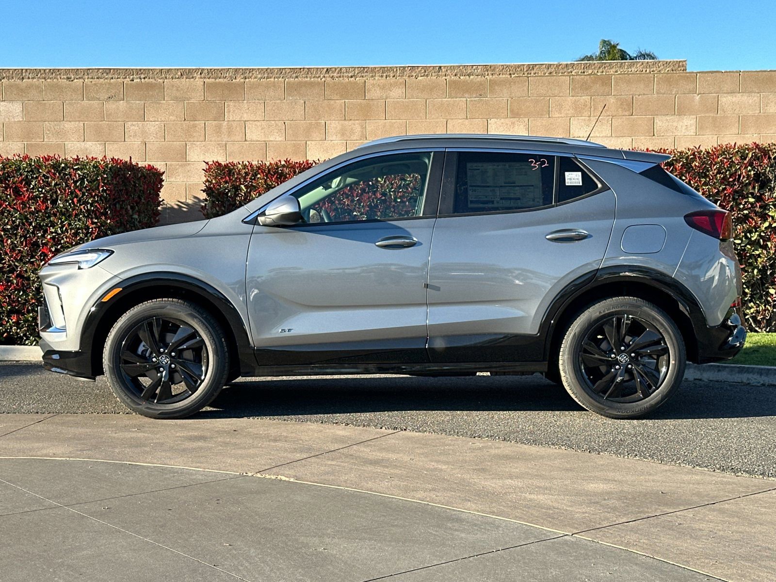 2026 Buick Encore GX Sport Touring photo 5