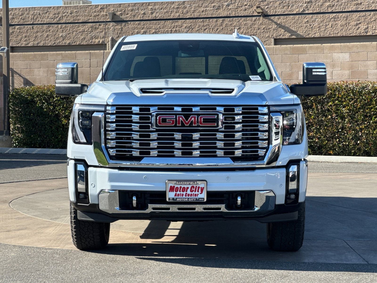 2026 GMC Sierra 2500 HD Denali photo 3